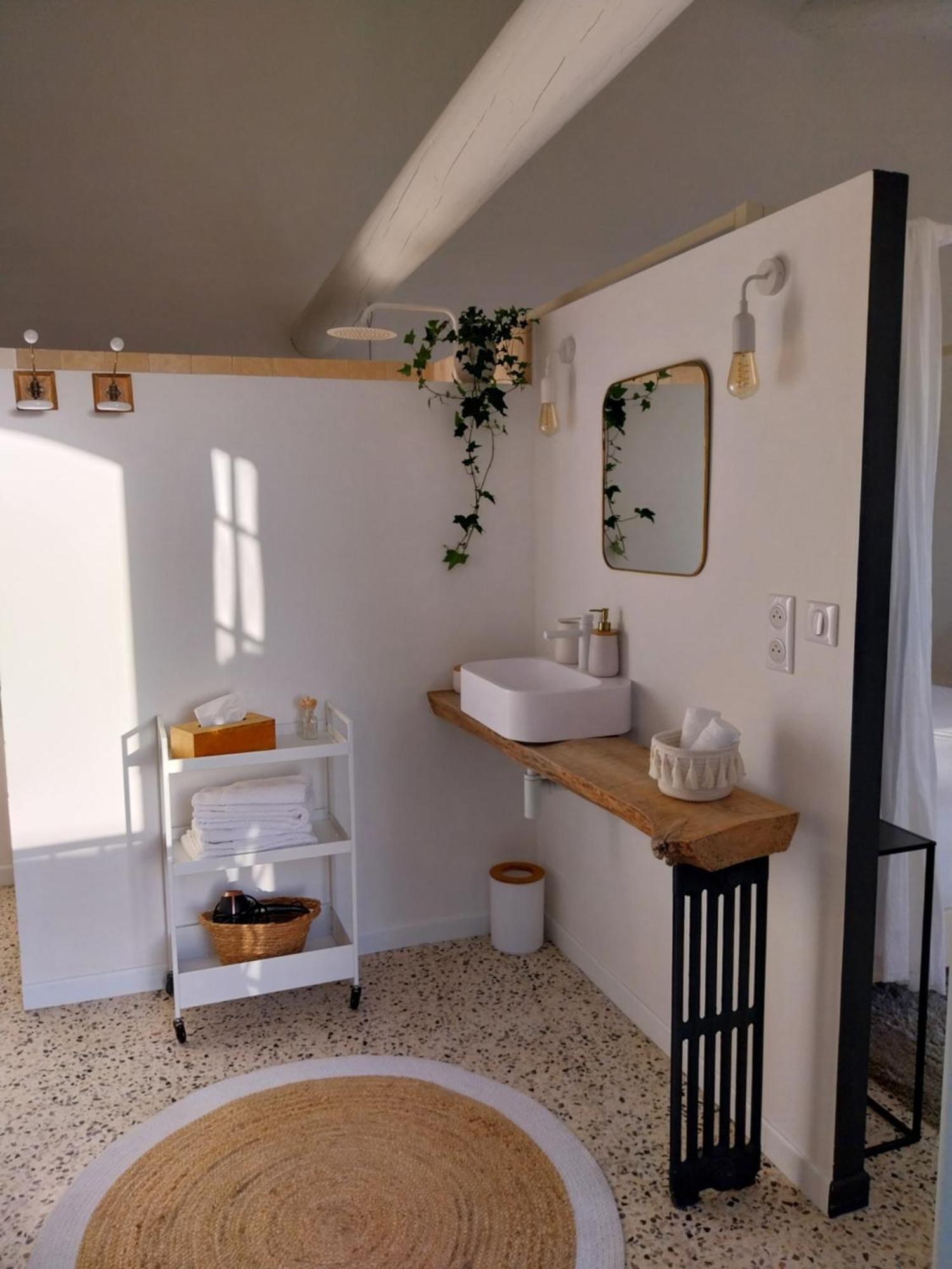 La Villa 1777 Lagnes Екстериор снимка